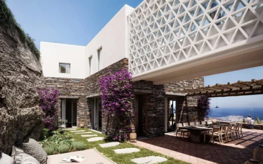 Land on a hillside with a building permit and panoramic sea view